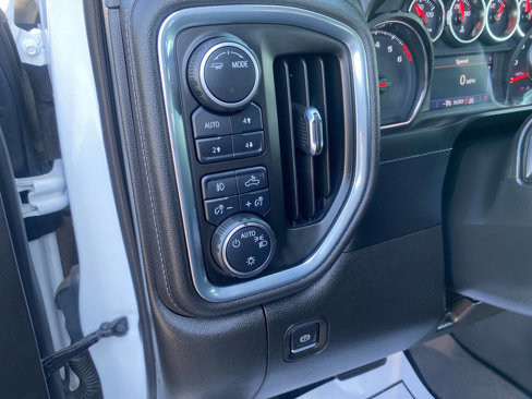Used 2022 Chevrolet Silverado 1500 LT Trail Boss w/ Convenience Package II image 26