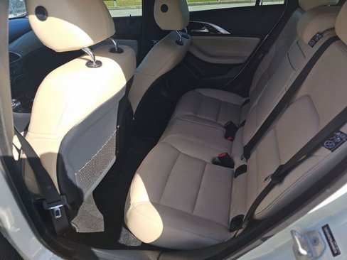 Used 2018 INFINITI QX30 Premium w/ Navigation Package image 5