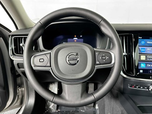 Certified 2025 Volvo S60 B5 Core image 11