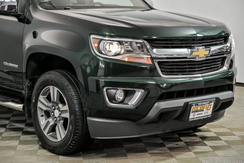 Used 2016 Chevrolet Colorado LT w/ Luxury Package, Chrome image 2