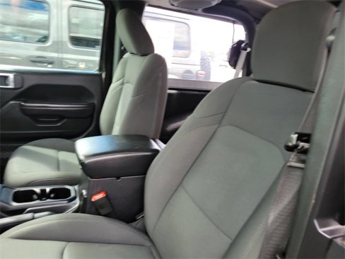 Used 2020 Jeep Wrangler Sport image 12