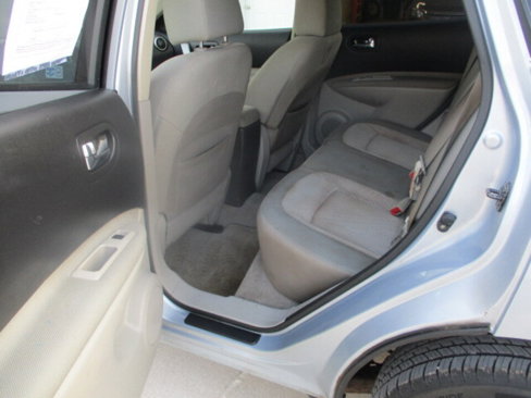 Used 2012 Nissan Rogue SV w/ Premium Pkg image 8