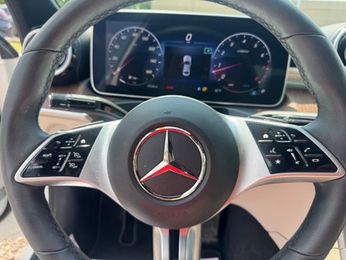 Certified 2023 Mercedes-Benz C 300 4MATIC Sedan image 11