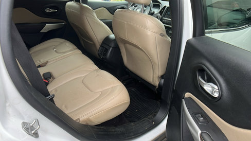 Used 2017 Jeep Cherokee Limited w/ Luxury Group image 21