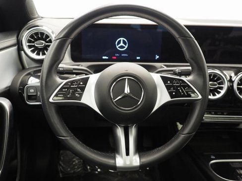 Used 2025 Mercedes-Benz CLA 250 image 22