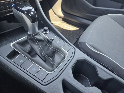 New 2025 Volkswagen Jetta Sport image 16