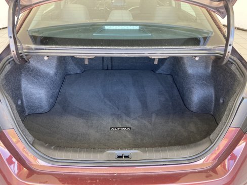 Used 2024 Nissan Altima 2.5 SV image 21