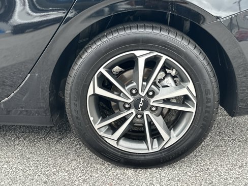 Used 2023 Kia Forte LXS image 19