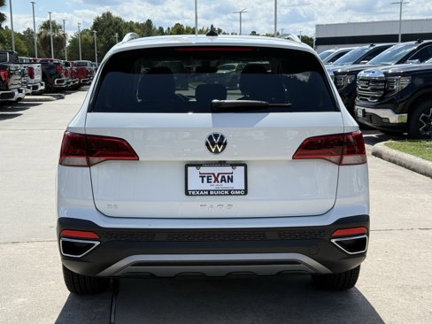 Used 2024 Volkswagen Taos SE image 5