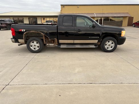 Used 2008 Chevrolet Silverado 1500 LTZ w/ Suspension Package, Off-Road image 7