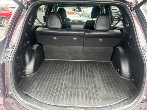 Used 2017 Toyota RAV4 SE image 10