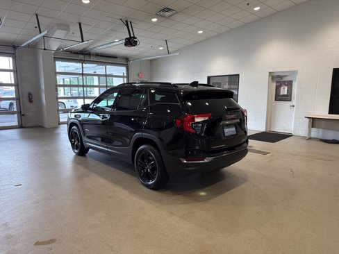 Certified 2023 GMC Terrain AT4 image 8