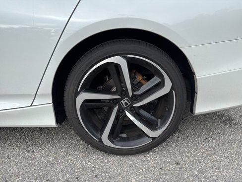 Used 2021 Honda Accord Sport image 14
