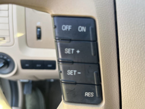 Used 2011 Ford Escape XLT w/ 201A Rapid Spec Order Code image 29