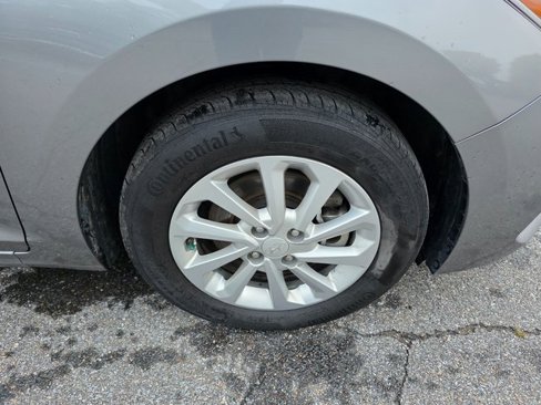 Used 2021 Hyundai Accent SEL image 12