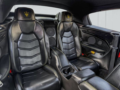Used 2015 Maserati GranTurismo Sport image 15