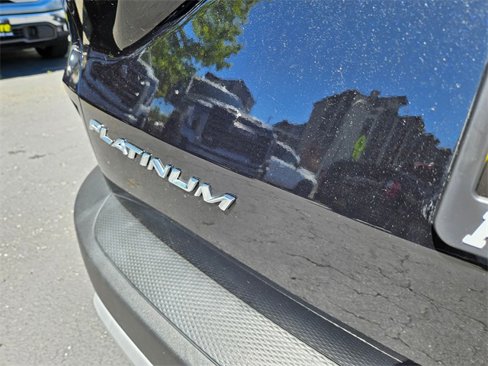 Used 2023 Ford Escape Platinum image 11