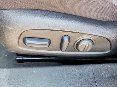 Used 2023 Chevrolet Malibu LT image 11