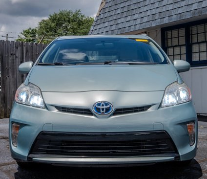 Used 2015 Toyota Prius image 2