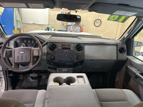 Used 2016 Ford F250 XL w/ Power Equipment Group image 9
