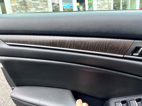 Used 2019 Honda Accord EX-L image 17