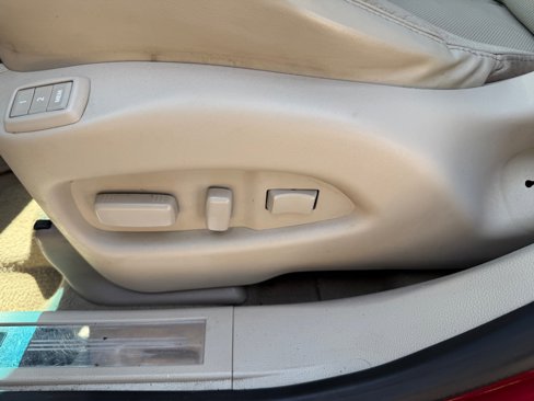 Used 2012 Cadillac SRX Premium image 19