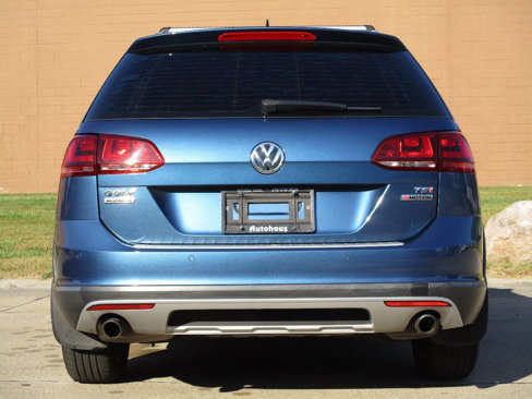 Used 2017 Volkswagen Golf Alltrack SE image 6