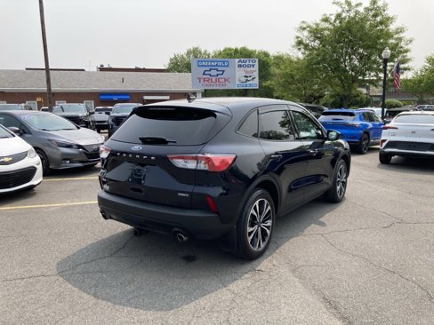 Used 2021 Ford Escape SE w/ SE Sport Appearance Package image 7