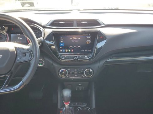 Certified 2022 Chevrolet TrailBlazer RS w/ Sun and Liftgate Package image 14