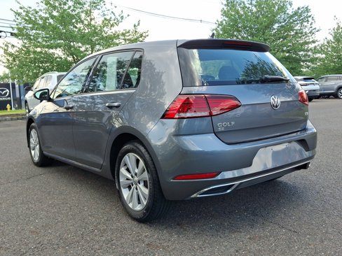 Used 2018 Volkswagen Golf SE image 4