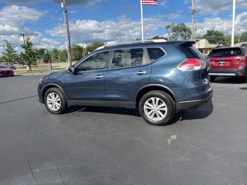 Used 2015 Nissan Rogue SV image 11