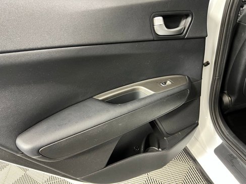 Used 2019 Kia Optima S image 27