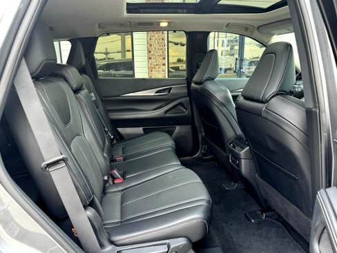 Used 2023 INFINITI QX60 Luxe w/ Cargo Package image 40