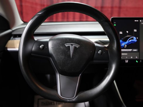 Used 2018 Tesla Model 3 Long Range image 16