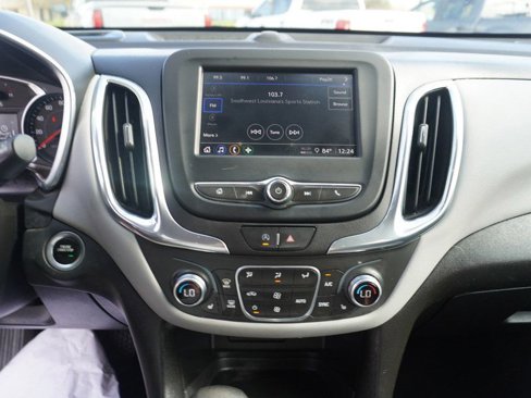 Used 2022 Chevrolet Equinox LT image 25