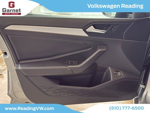 Certified 2024 Volkswagen Jetta Sport image 10