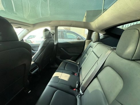Used 2020 Tesla Model Y Long Range image 7