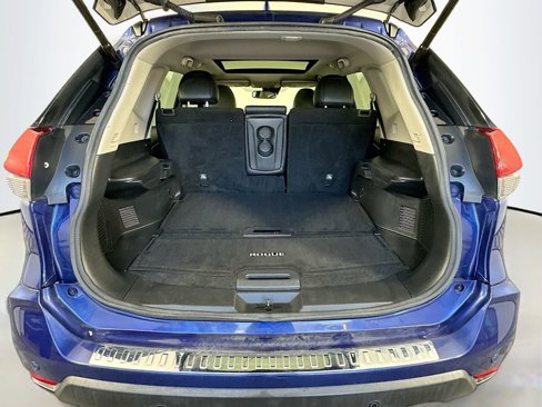 Used 2020 Nissan Rogue SL w/ Premium Package image 26
