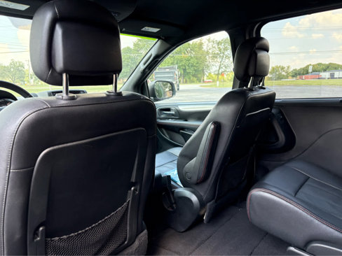 Used 2019 Dodge Grand Caravan GT image 12