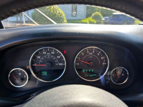 Used 2011 Jeep Wrangler Unlimited Sahara w/ Connectivity Group image 16