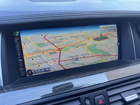 Used 2016 BMW 550i Sedan image 25
