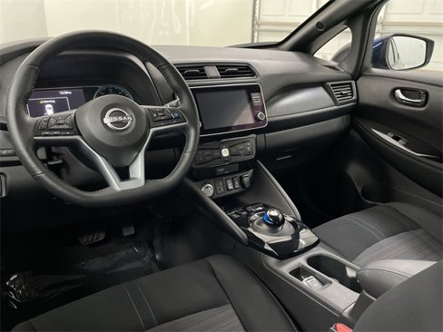 Certified 2024 Nissan Leaf SV Plus image 17