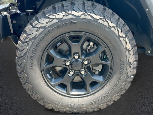 Used 2022 Jeep Wrangler Unlimited Sport image 37