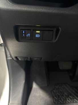Used 2021 Toyota RAV4 XLE image 36