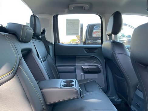 New 2025 Ford Maverick Lobo image 44
