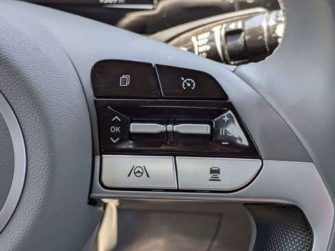 Used 2021 Hyundai Elantra SEL w/ Convenience Package image 21