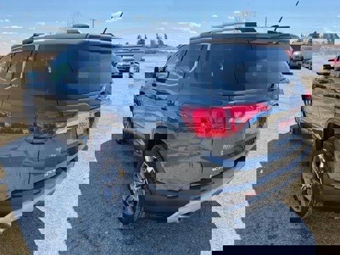 Used 2019 GMC Acadia SLT image 5