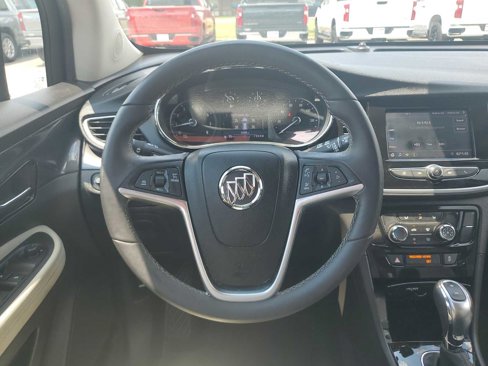 Used 2022 Buick Encore Preferred w/ Safety Package image 11
