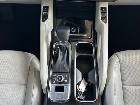 Used 2020 Kia Telluride EX w/ EX Premium Package image 28