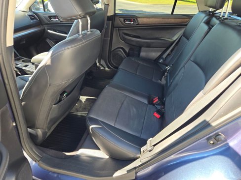 Used 2016 Subaru Outback 2.5i Limited w/ Popular Package #4 image 18
